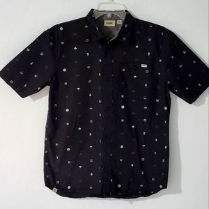 The brand is Vans and the size is XL